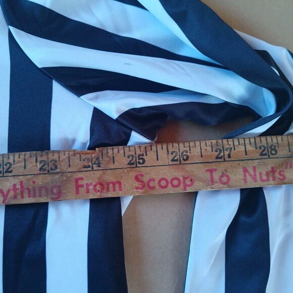 Referee Costume Halloween Black White Striped Shirt Long Sleeve 2XL - Picture 8 of 9